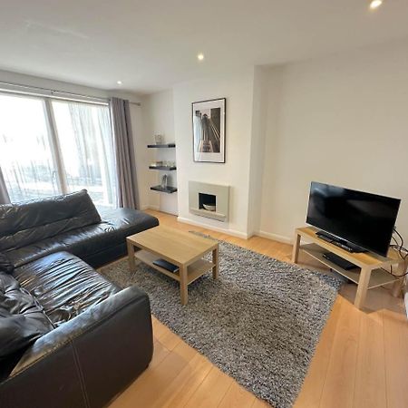 Parc Y Bryn Serviced Apartments Aberystwyth Buitenkant foto