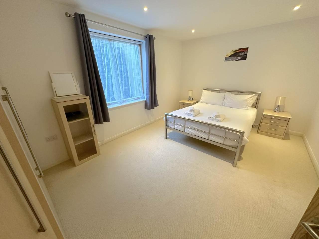 Parc Y Bryn Serviced Apartments Aberystwyth Buitenkant foto