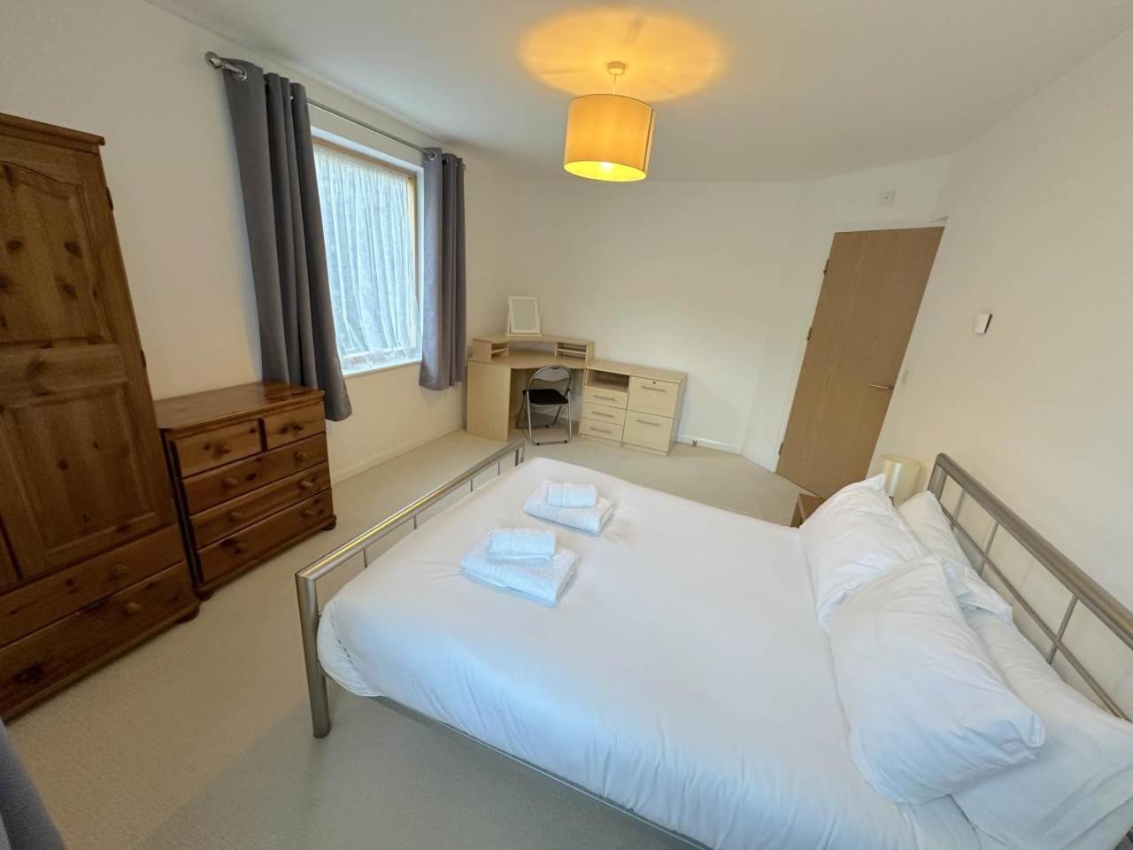 Parc Y Bryn Serviced Apartments Aberystwyth Buitenkant foto