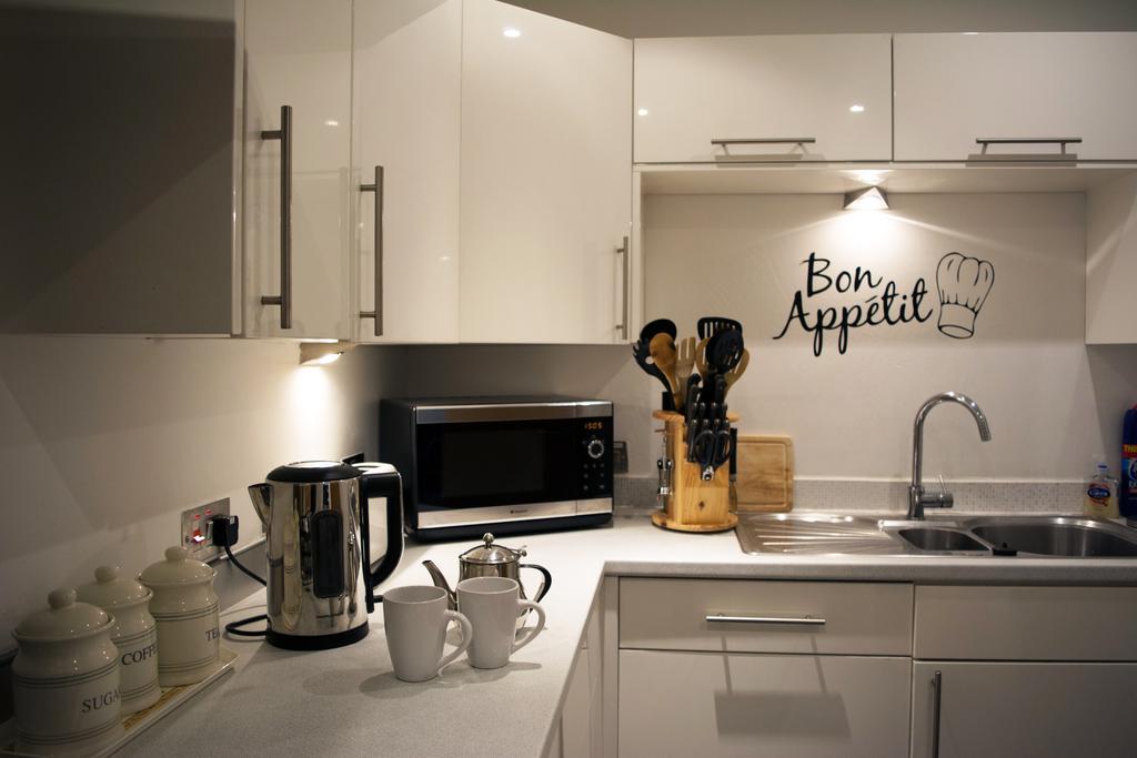 Parc Y Bryn Serviced Apartments Aberystwyth Kamer foto