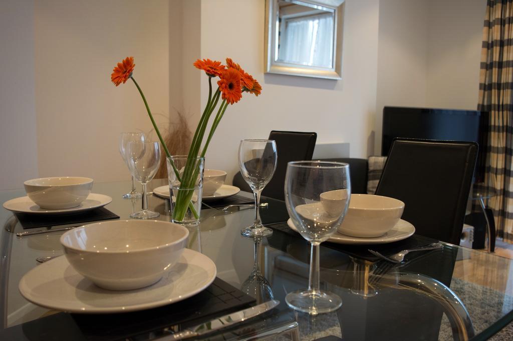 Parc Y Bryn Serviced Apartments Aberystwyth Buitenkant foto