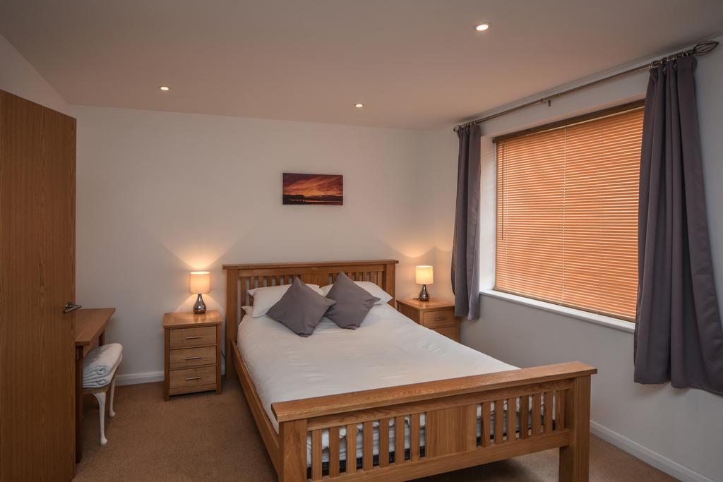 Parc Y Bryn Serviced Apartments Aberystwyth Buitenkant foto